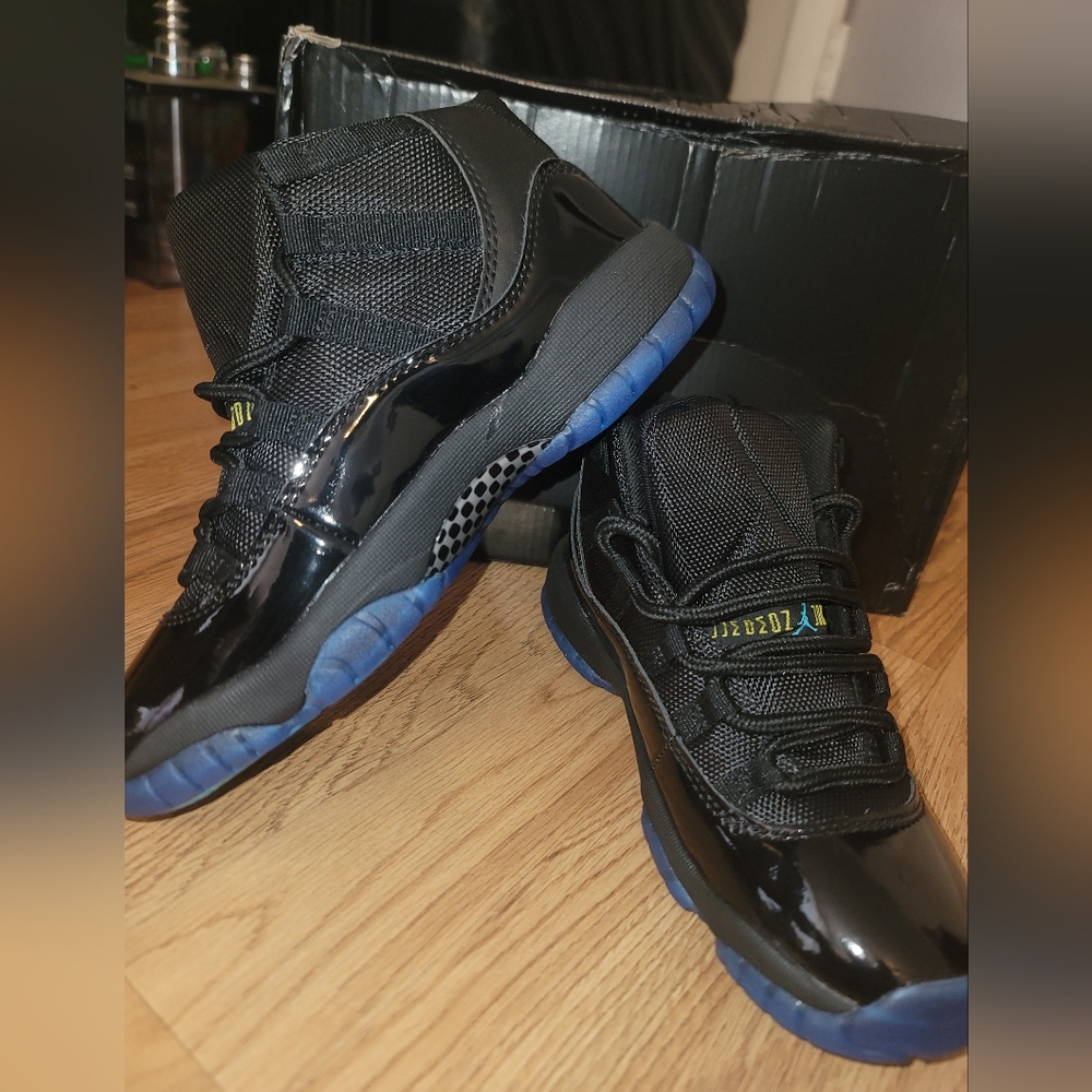 **Brand New** Nike Air Jordan Retro 11 "Gamma Blue"